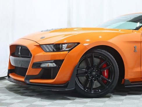 Used 2020 Ford Mustang Shelby GT500 w/ Technology Package RWD image 2