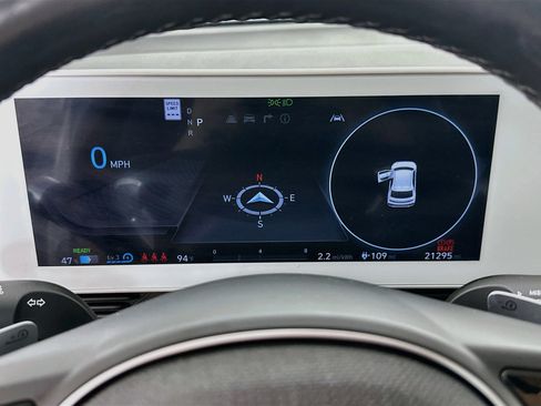 Used 2024 Hyundai Ioniq 5 SEL RWD image 19