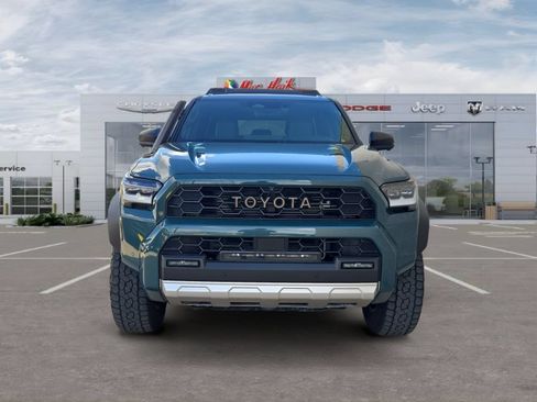 Used 2025 Toyota 4Runner Trailhunter AWD/4WD image 8