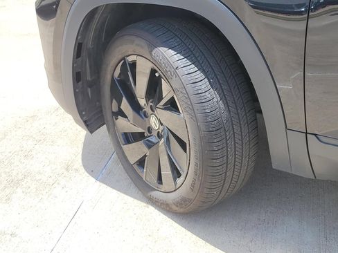 Used 2024 Volkswagen Atlas SE FWD image 10