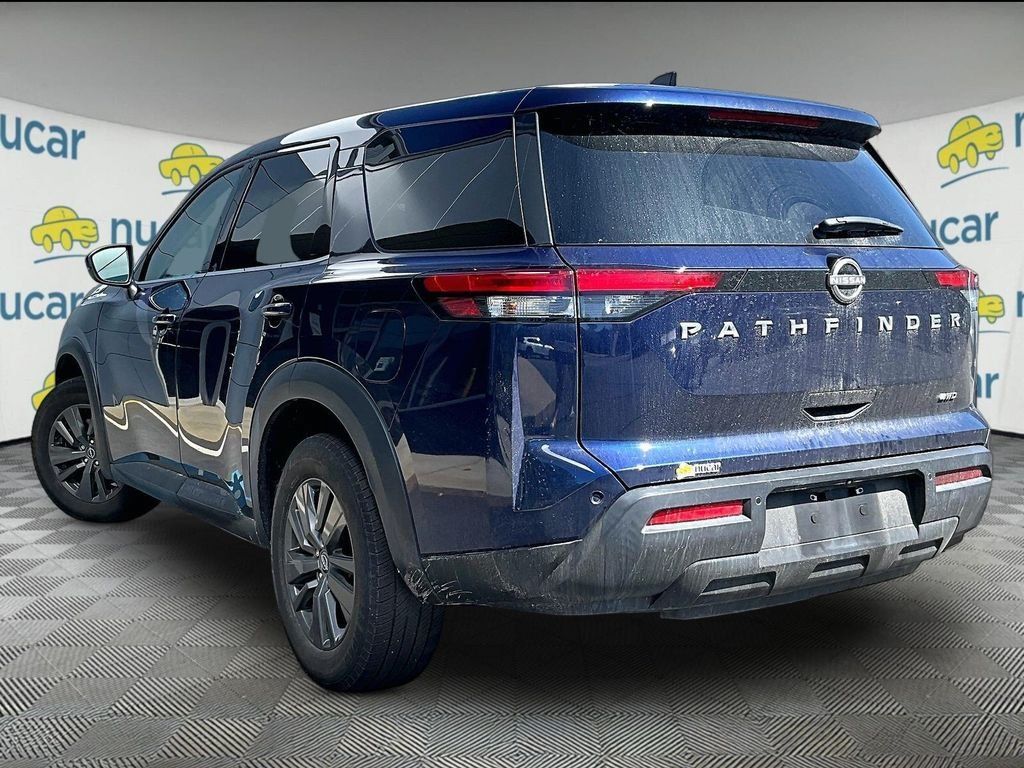 Used 2022 Nissan Pathfinder S AWD/4WD image 4