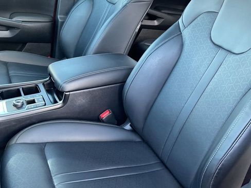 Used 2023 Kia Sorento EX image 23