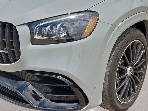 Used 2025 Mercedes-Benz GLS 63 AMG 4MATIC image 10