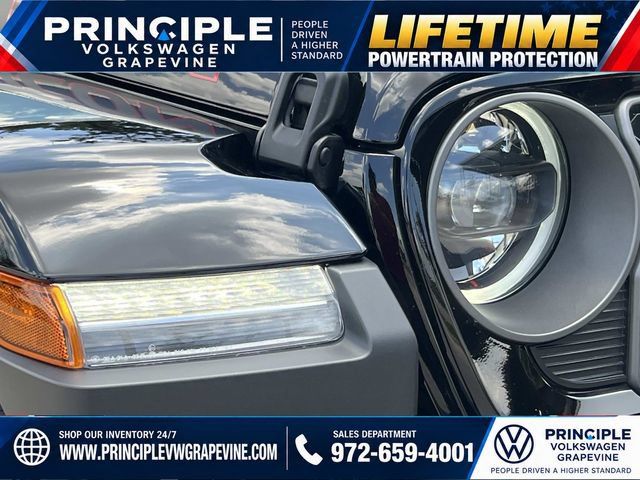 Used 2026 Jeep Wrangler Unlimited Rubicon AWD/4WD image 8