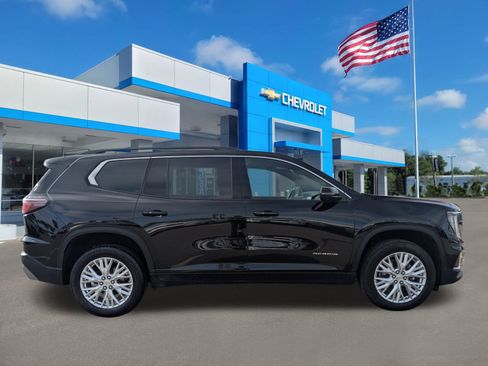 Used 2024 GMC Acadia Elevation image 3