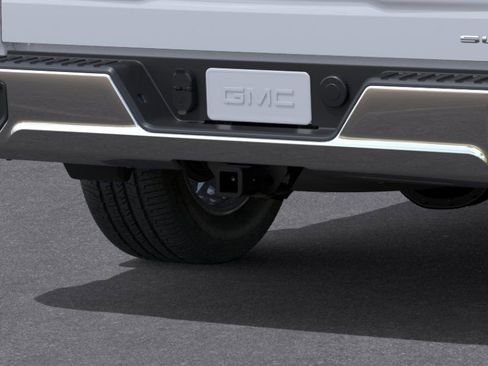 New 2026 GMC Sierra 1500 SLT image 14