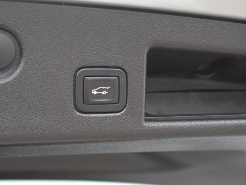 Used 2019 Chevrolet Equinox LT AWD/4WD image 46
