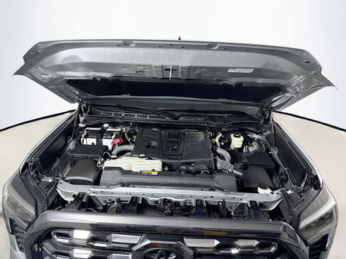 Used 2023 Toyota Tundra Platinum image 29