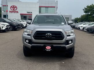 Used 2020 Toyota Tacoma SR5 AWD/4WD video 2