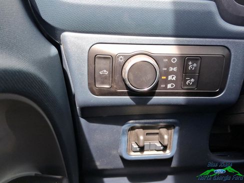 New 2025 Ford Maverick Lariat w/ Black Appearance Package image 19