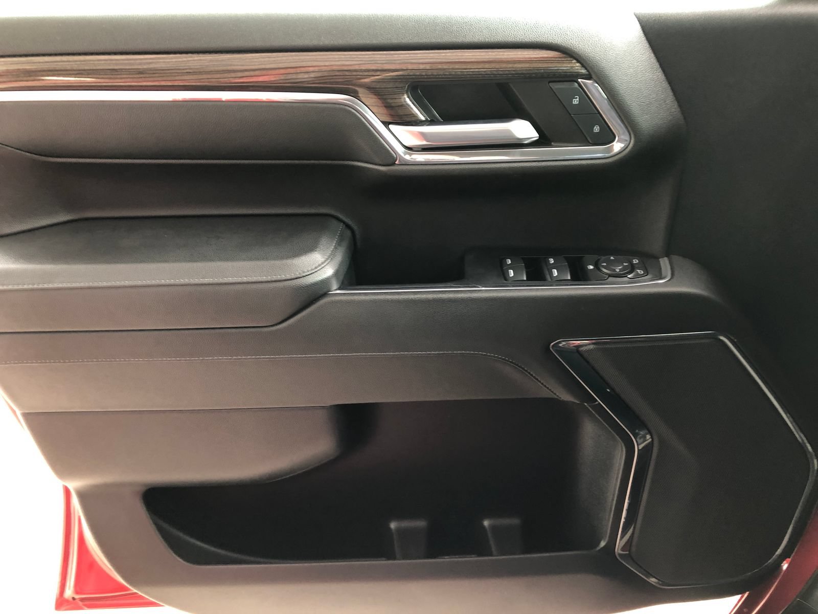 Used 2024 Chevrolet Silverado 1500 RST w/ LPO, Liner Protection Package AWD/4WD image 33