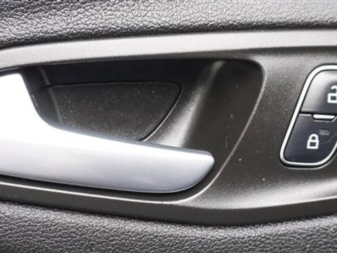 Used 2017 Ford Escape SE AWD/4WD image 24