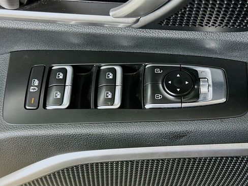 Used 2025 Kia Telluride S image 15