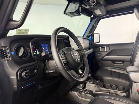 Used 2024 Jeep Wrangler Unlimited Rubicon 4xe AWD/4WD image 23