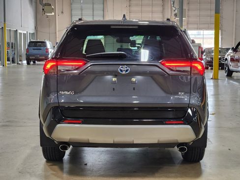 Used 2023 Toyota RAV4 SE AWD/4WD image 10