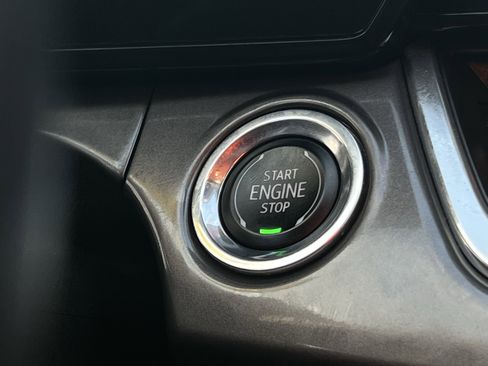 Used 2024 Chevrolet Trax ACTIV w/ Sunroof Package image 15