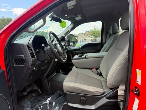 Used 2017 Ford F250 XL w/ STX Appearance Package AWD/4WD image 21