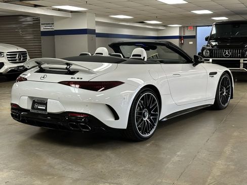 New 2024 Mercedes-Benz SL 63 AMG 4MATIC image 11