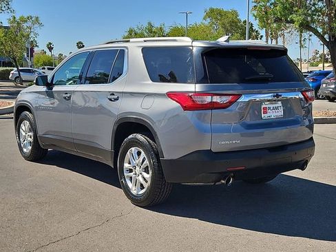 Used 2018 Chevrolet Traverse LT image 8