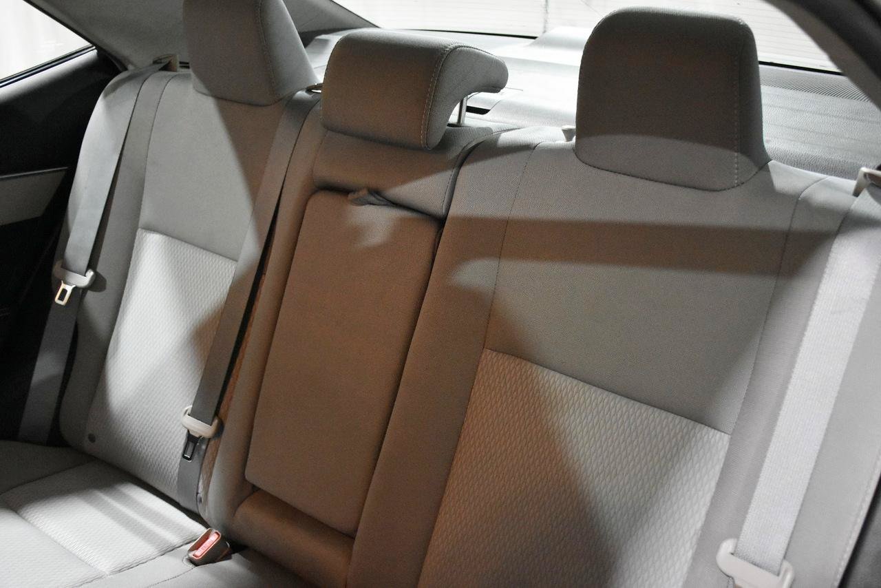 Used 2016 Toyota Corolla LE FWD image 23