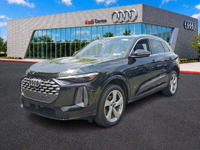 Used 2025 Audi Q5 Premium Plus w/ Premium Plus AWD/4WD image 3