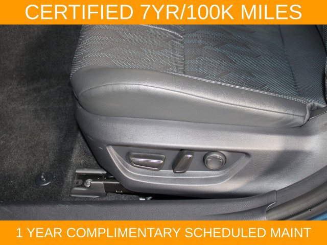 Used 2025 Toyota Camry XSE FWD image 19