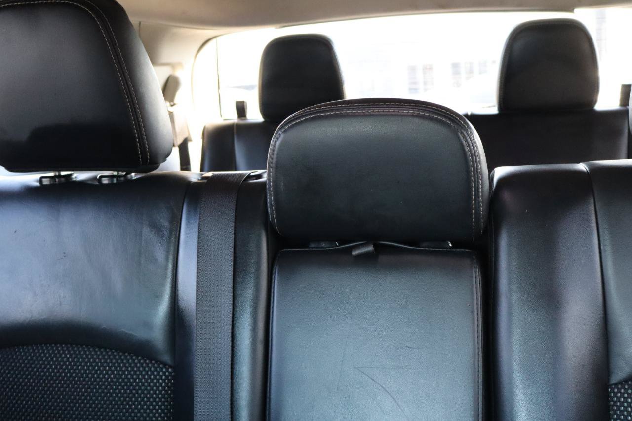 Used 2018 Dodge Journey Crossroad AWD/4WD image 17