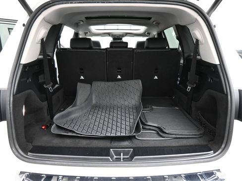 Used 2023 Mercedes-Benz GLB 250 4MATIC image 19