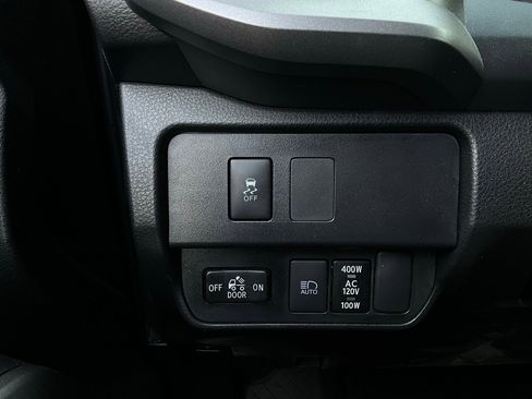 Used 2023 Toyota Tacoma TRD Off-Road image 22