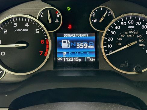 Used 2017 Toyota Tundra Platinum AWD/4WD image 14