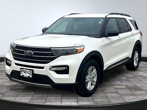 Used 2022 Ford Explorer XLT w/ Equipment Group 202A AWD/4WD image 1