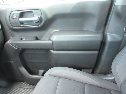 Used 2022 Chevrolet Silverado 1500 Custom AWD/4WD image 29