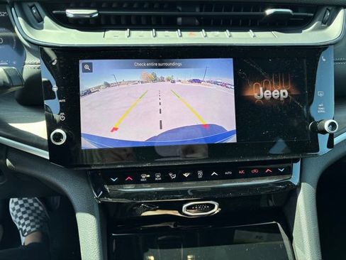 Certified 2026 Jeep Grand Cherokee Limited w/ Limited Altitude Package AWD/4WD image 30