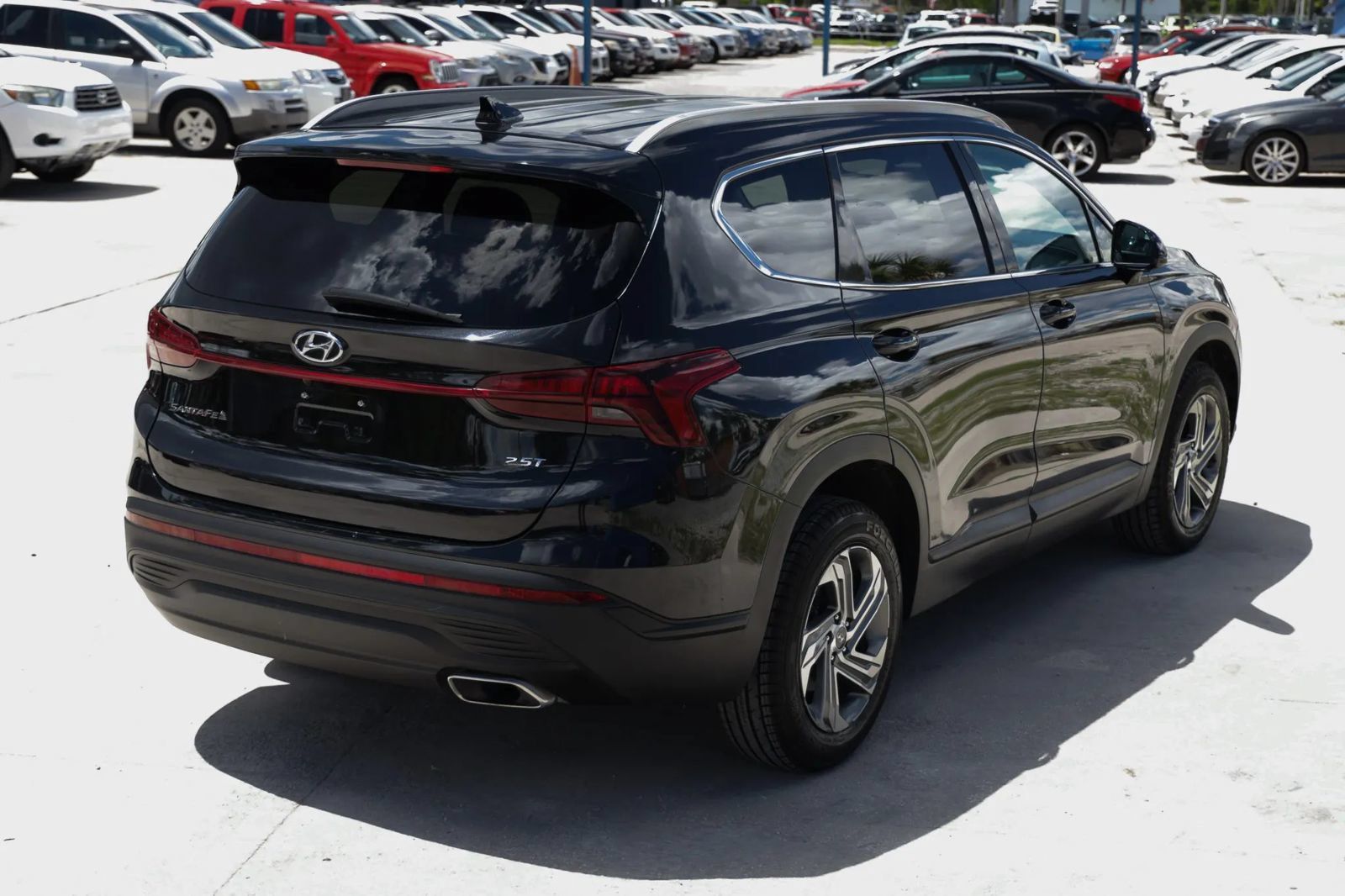 Used 2021 Hyundai Santa Fe SEL FWD image 7