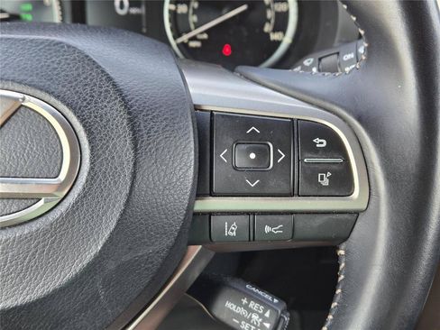 Used 2020 Lexus GX 460 Premium w/ Premium Package AWD/4WD image 22