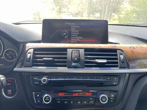 Used 2015 BMW 328i xDrive Sedan image 18