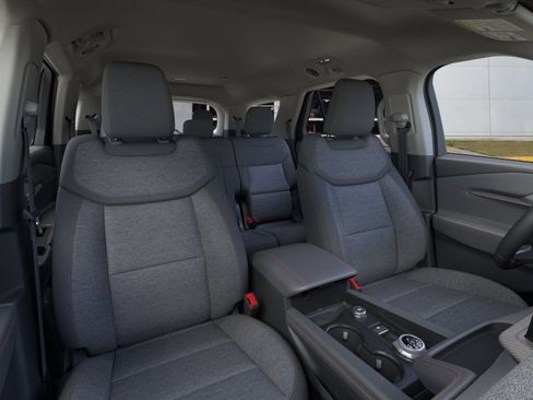 New 2026 Ford Explorer Active image 10