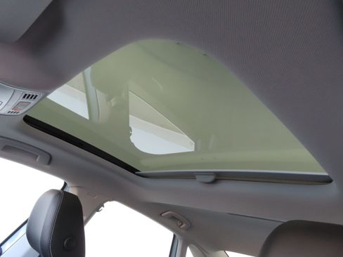 New 2026 Volkswagen Jetta SE image 21