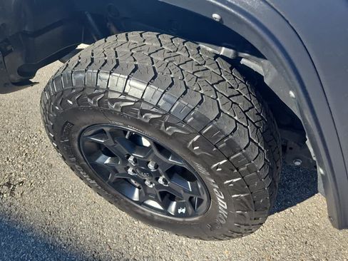 Used 2023 Jeep Wrangler Unlimited w/ Cold Weather Group AWD/4WD image 12