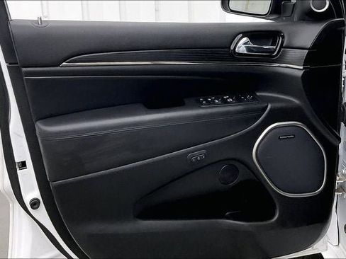Used 2021 Jeep Grand Cherokee High Altitude AWD/4WD image 21