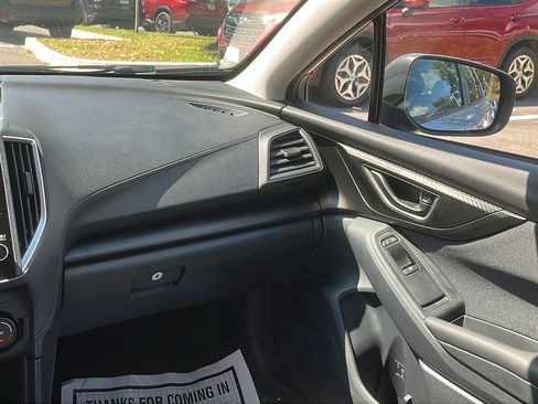 Used 2020 Subaru Impreza 2.0i Premium image 23