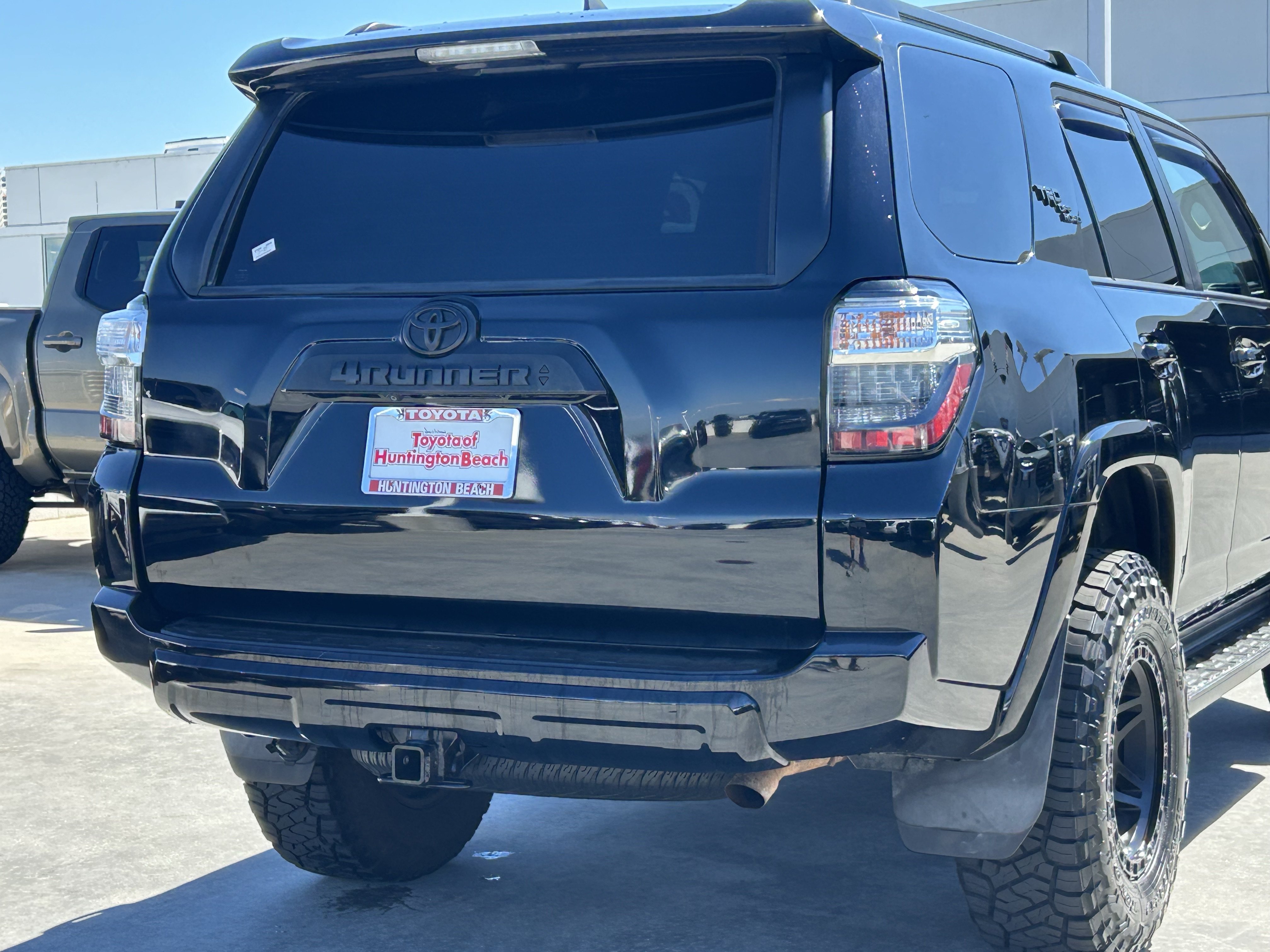 Certified 2021 Toyota 4Runner TRD Off-Road Premium AWD/4WD image 4