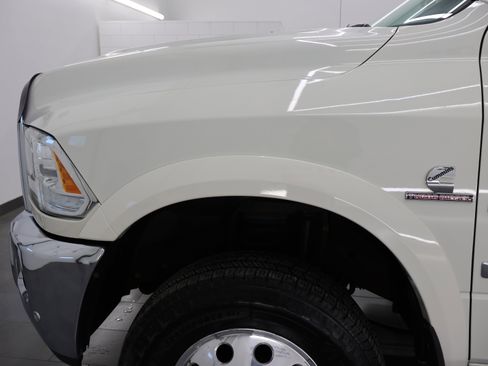 Used 2018 RAM 3500 Laramie image 36