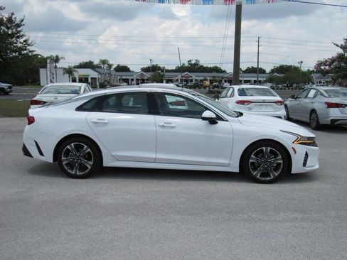 Used 2022 Kia K5 EX w/ EX Premium Package FWD image 2