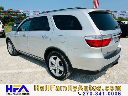 Used 2011 Dodge Durango Citadel w/ Trailer Tow Group IV AWD/4WD image 3