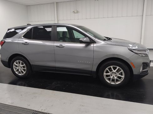 Used 2023 Chevrolet Equinox LT FWD image 11