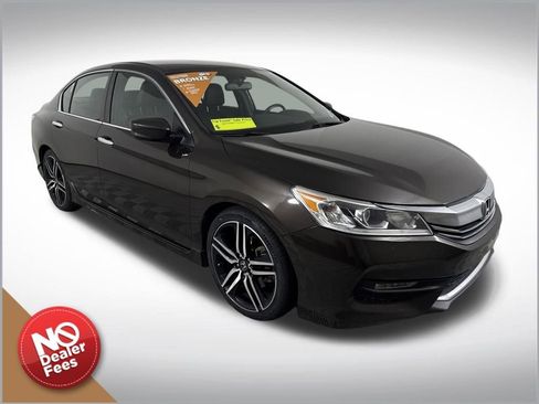 Used 2016 Honda Accord Sport image 1