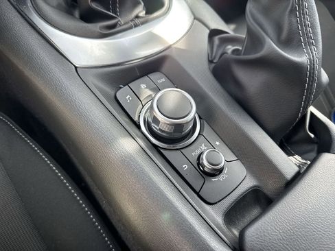 Certified 2022 MAZDA MX-5 Miata Club w/ Weather Package image 52