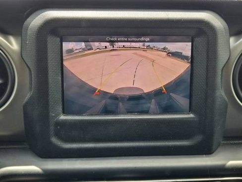 Used 2020 Jeep Wrangler Unlimited Sport S AWD/4WD image 16