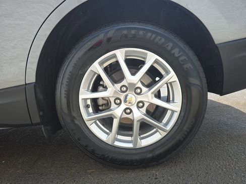 Used 2024 Chevrolet Equinox LT AWD/4WD image 33